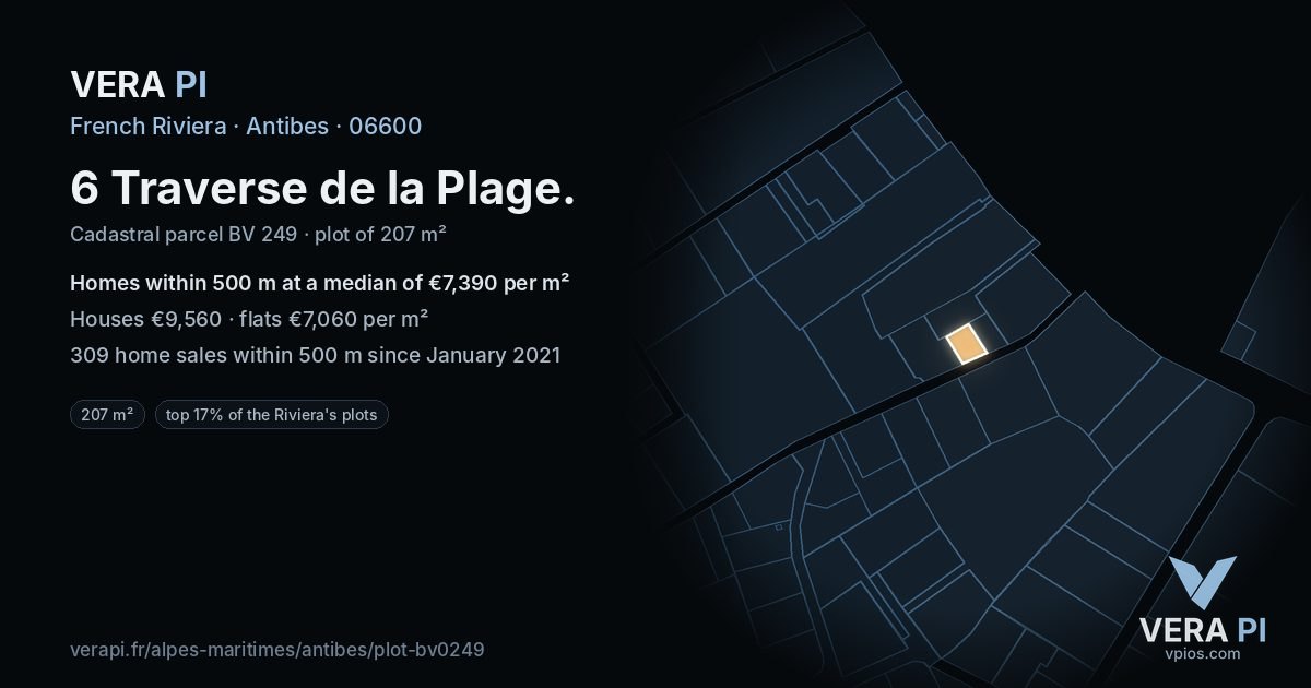 6 Traverse de la Plage, Antibes at night – the plot lit, the parcels around coloured by the prices near them