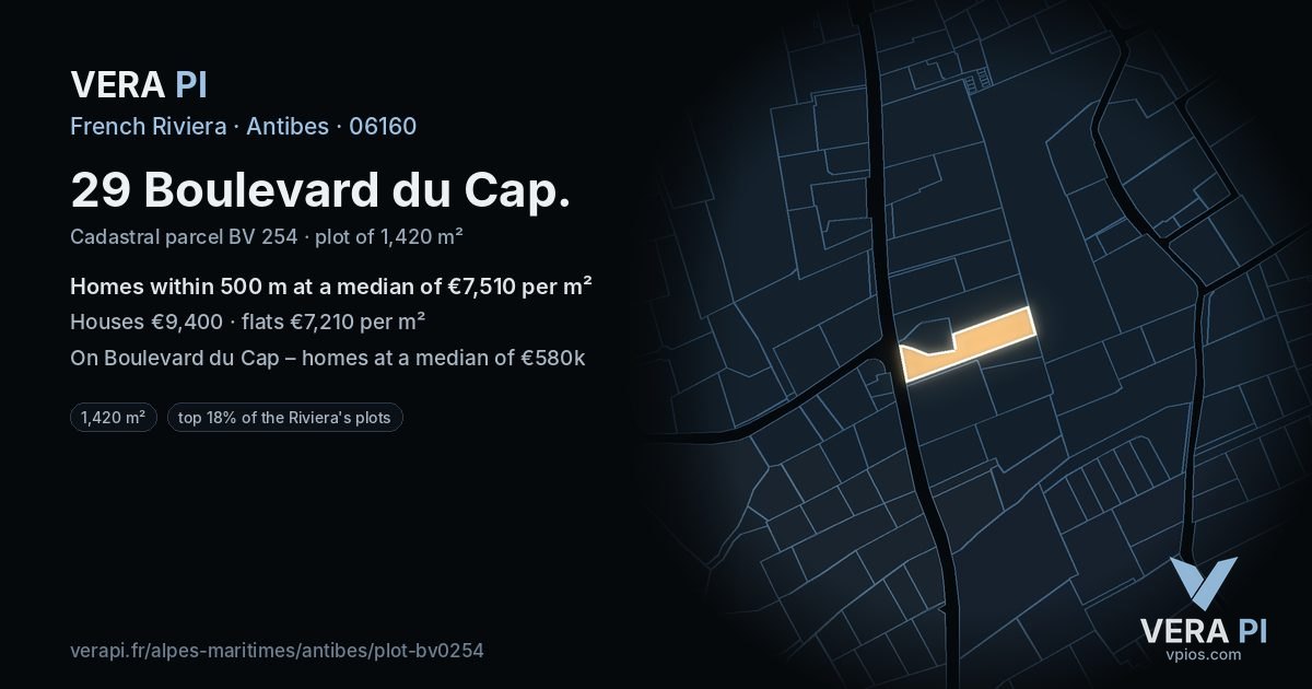 29 Boulevard du Cap, Antibes at night – the plot lit, the parcels around coloured by the prices near them