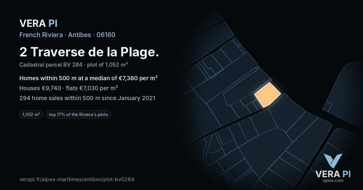 2 Traverse de la Plage, Antibes at night – the plot lit, the parcels around coloured by the prices near them