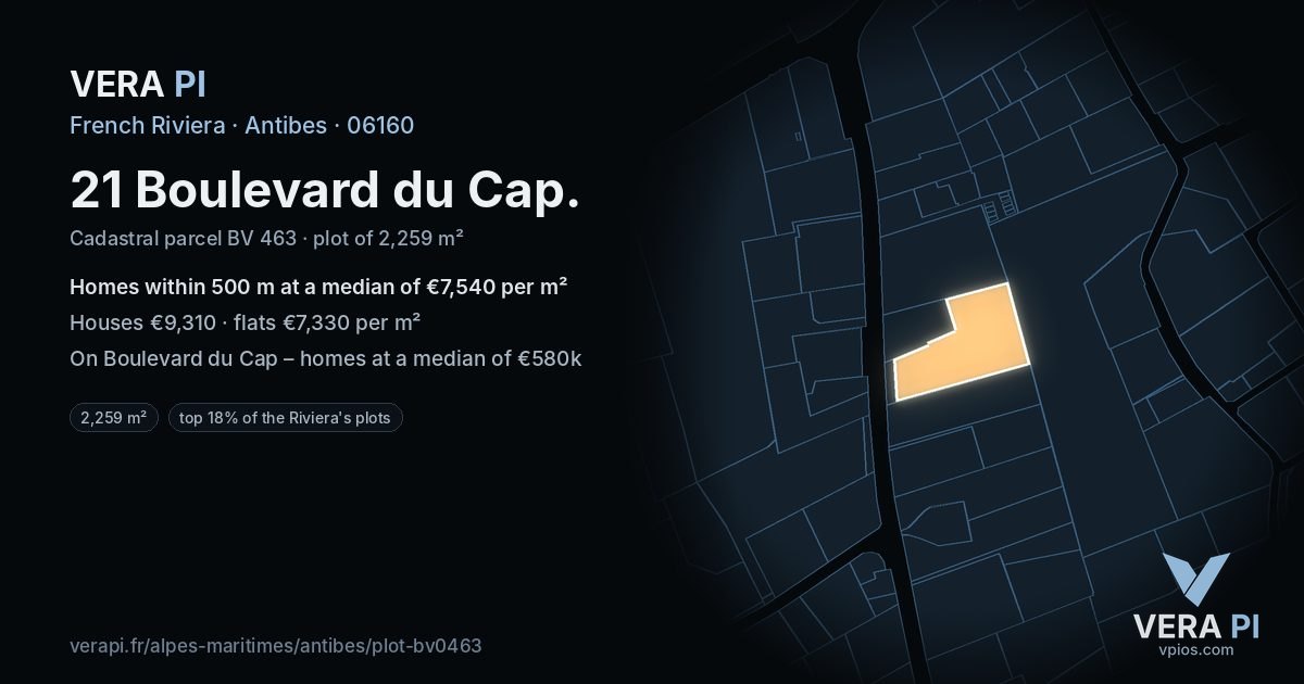 21 Boulevard du Cap, Antibes at night – the plot lit, the parcels around coloured by the prices near them