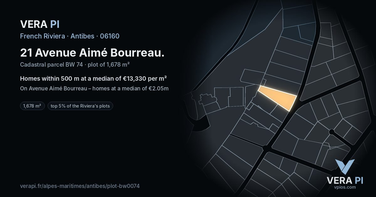 21 Avenue Aimé Bourreau, Antibes at night – the plot lit, the parcels around coloured by the prices near them