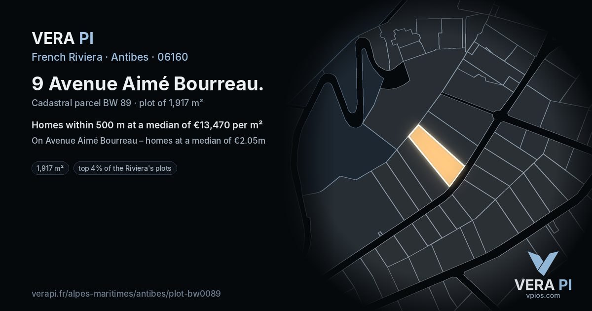 9 Avenue Aimé Bourreau, Antibes at night – the plot lit, the parcels around coloured by the prices near them