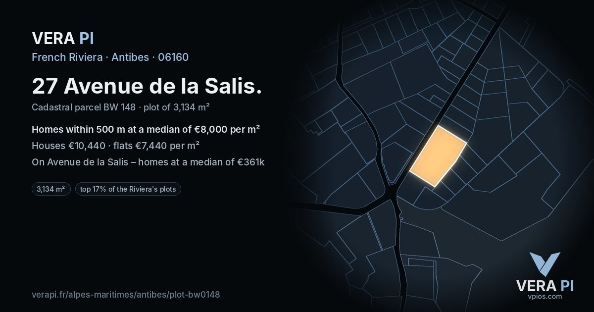 27 Avenue de la Salis, Antibes at night – the plot lit, the parcels around coloured by the prices near them