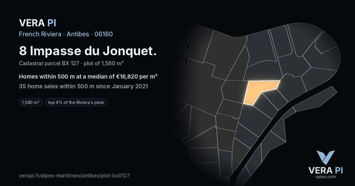 8 Impasse du Jonquet, Antibes at night – the plot lit, the parcels around coloured by the prices near them