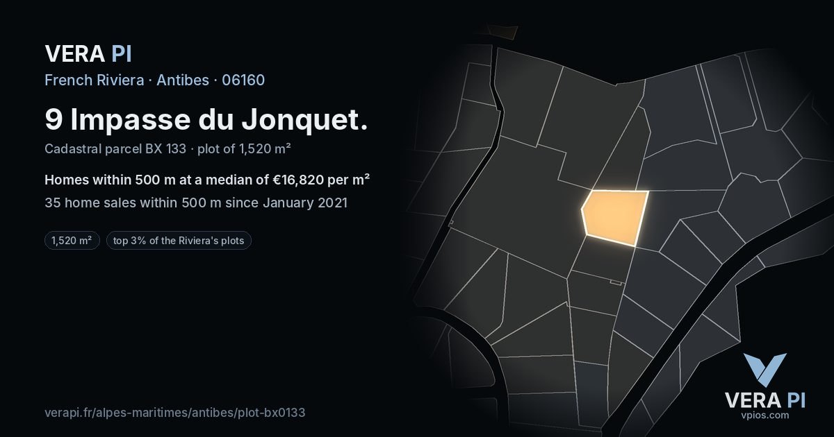 9 Impasse du Jonquet, Antibes at night – the plot lit, the parcels around coloured by the prices near them