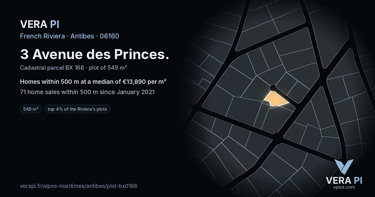 3 Avenue des Princes, Antibes at night – the plot lit, the parcels around coloured by the prices near them