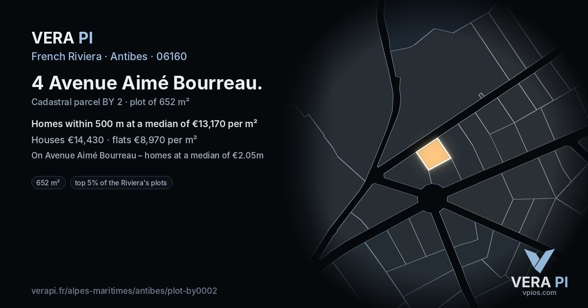 4 Avenue Aimé Bourreau, Antibes at night – the plot lit, the parcels around coloured by the prices near them