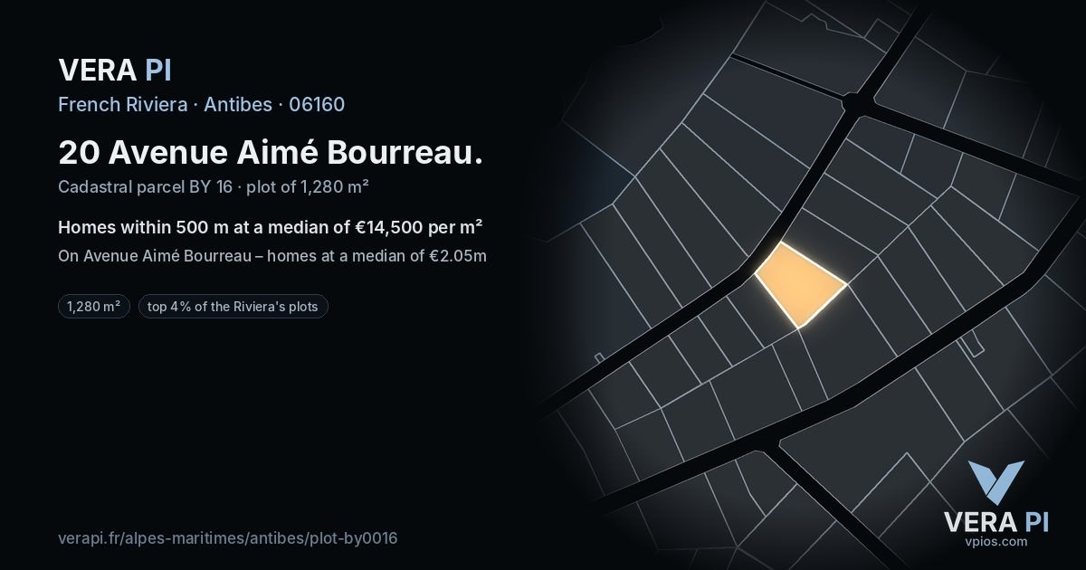 20 Avenue Aimé Bourreau, Antibes at night – the plot lit, the parcels around coloured by the prices near them