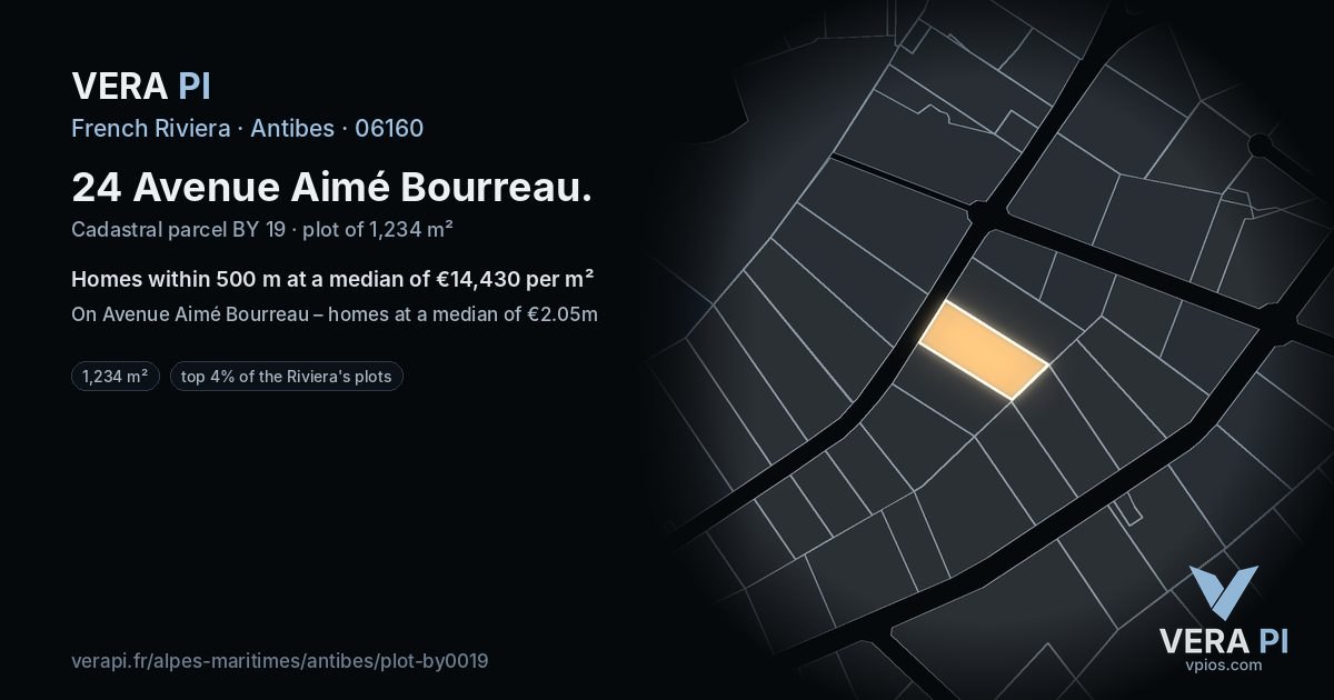 24 Avenue Aimé Bourreau, Antibes at night – the plot lit, the parcels around coloured by the prices near them