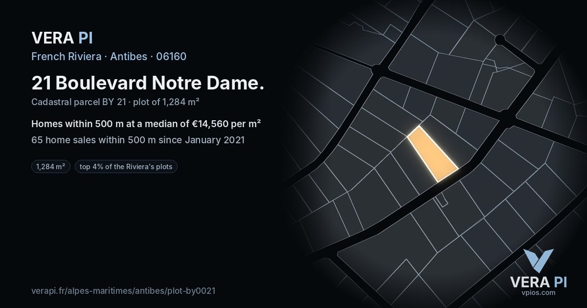 21 Boulevard Notre Dame, Antibes at night – the plot lit, the parcels around coloured by the prices near them