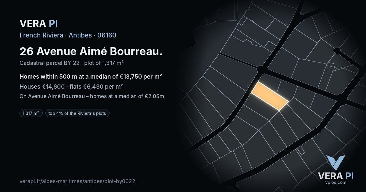 26 Avenue Aimé Bourreau, Antibes at night – the plot lit, the parcels around coloured by the prices near them