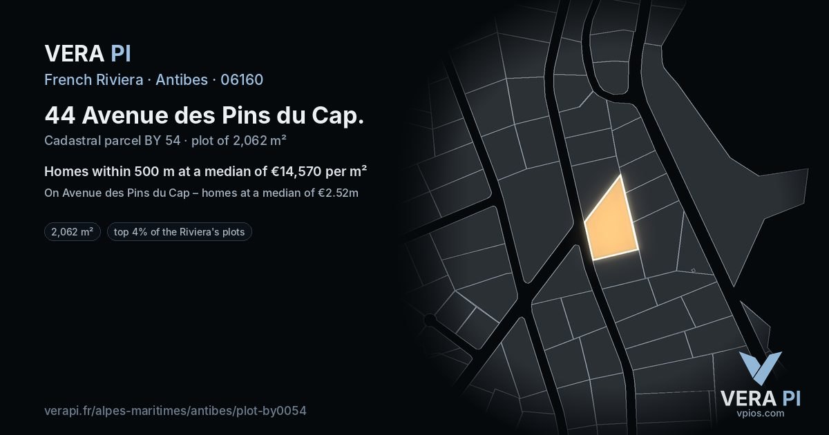 44 Avenue des Pins du Cap, Antibes at night – the plot lit, the parcels around coloured by the prices near them