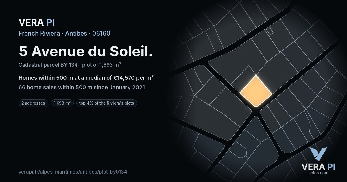 5 Avenue du Soleil, Antibes at night – the plot lit, the parcels around coloured by the prices near them