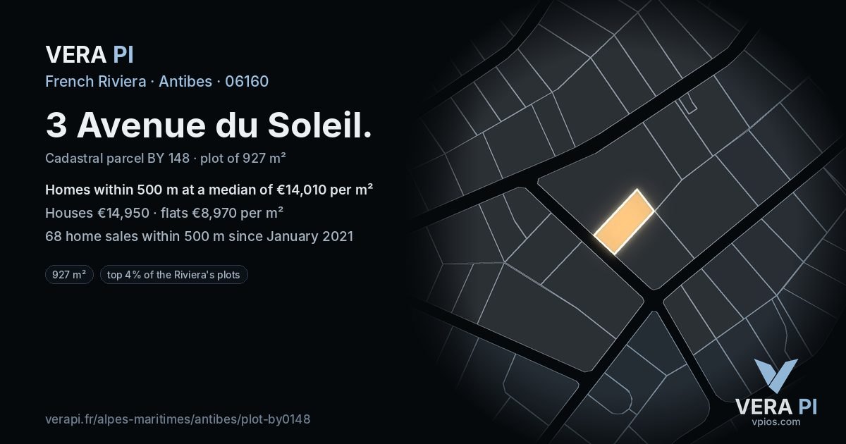 3 Avenue du Soleil, Antibes at night – the plot lit, the parcels around coloured by the prices near them