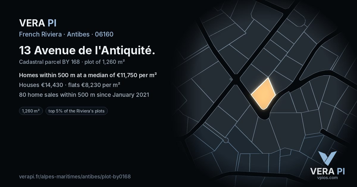 13 Avenue de l'Antiquité, Antibes at night – the plot lit, the parcels around coloured by the prices near them
