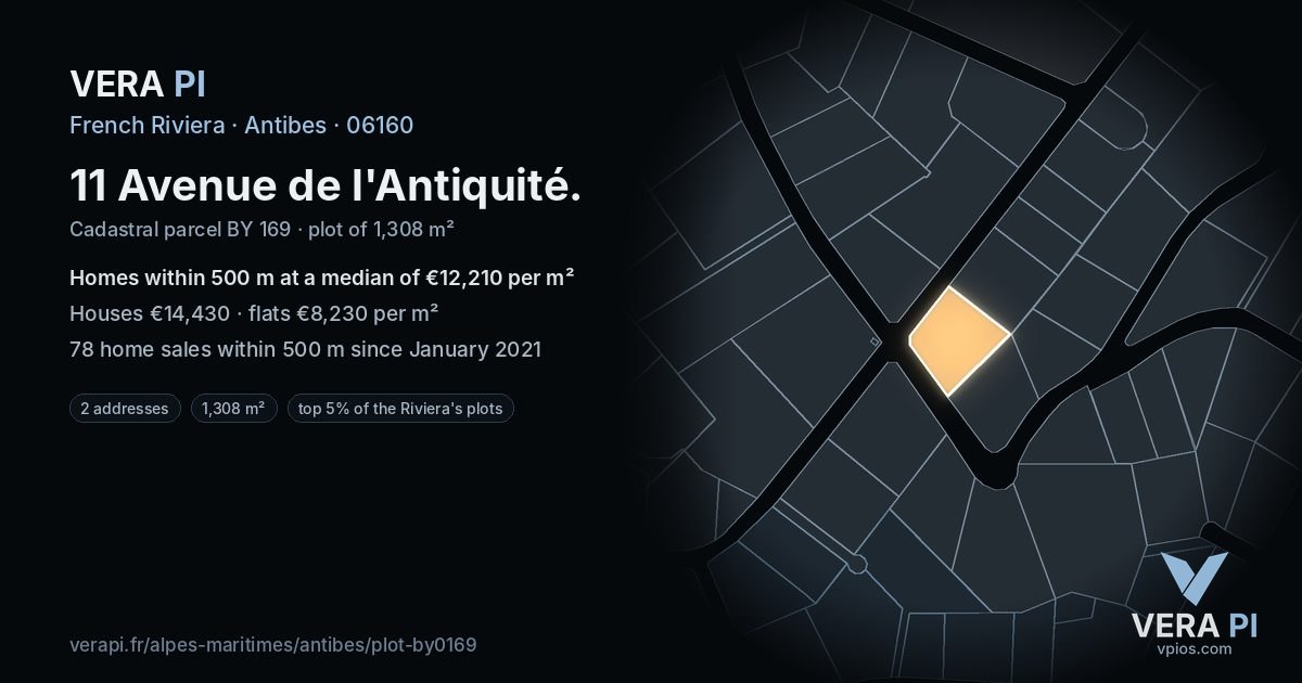11 Avenue de l'Antiquité, Antibes at night – the plot lit, the parcels around coloured by the prices near them