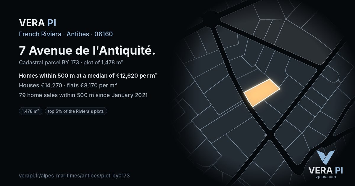 7 Avenue de l'Antiquité, Antibes at night – the plot lit, the parcels around coloured by the prices near them