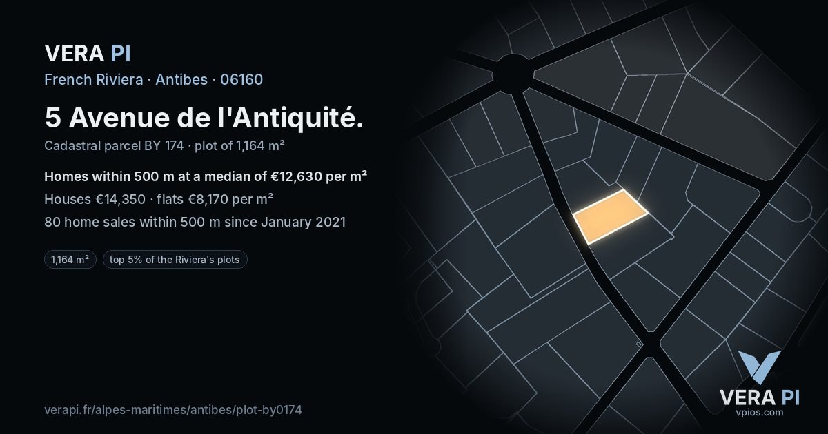 5 Avenue de l'Antiquité, Antibes at night – the plot lit, the parcels around coloured by the prices near them