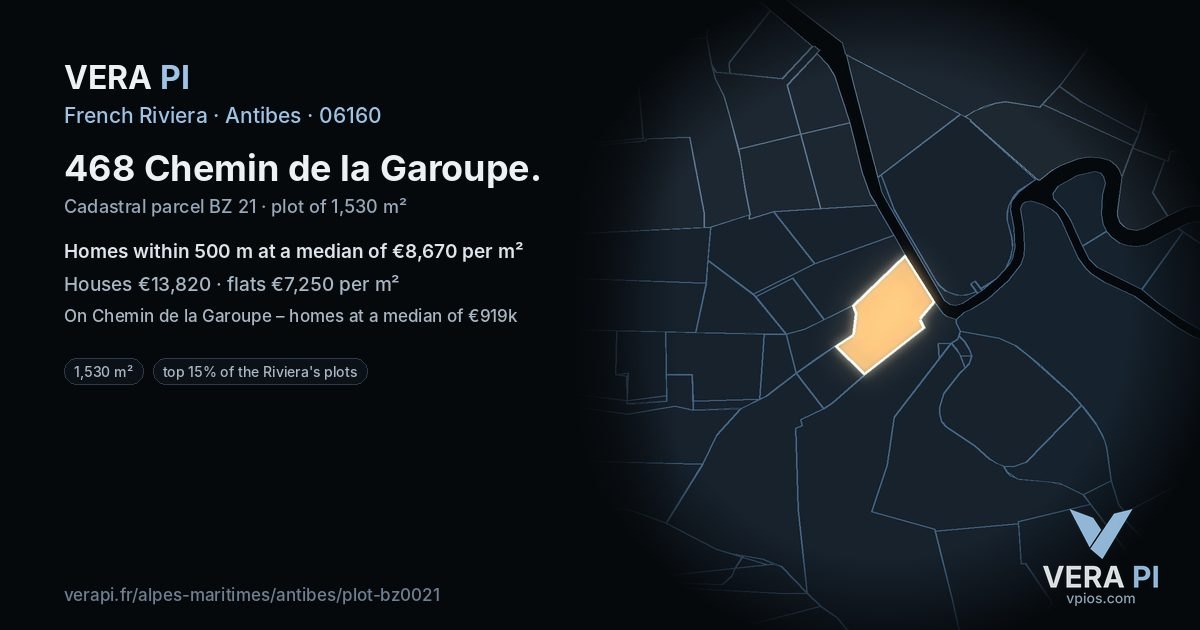 468 Chemin de la Garoupe, Antibes at night – the plot lit, the parcels around coloured by the prices near them