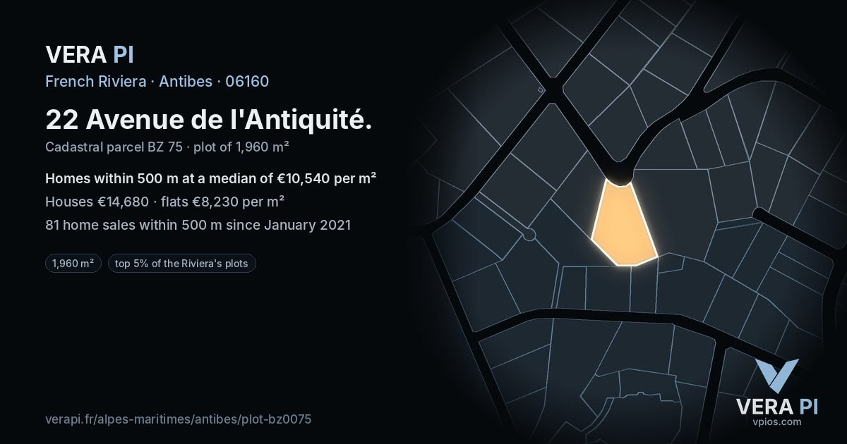22 Avenue de l'Antiquité, Antibes at night – the plot lit, the parcels around coloured by the prices near them