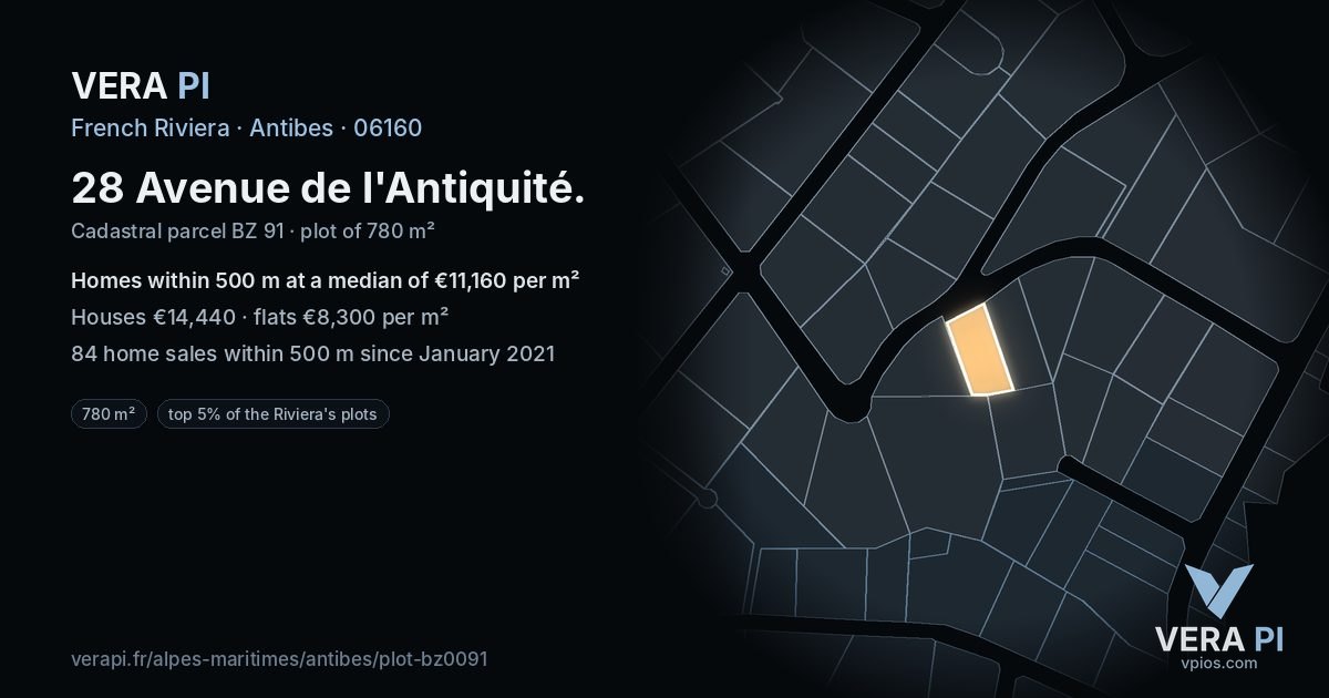 28 Avenue de l'Antiquité, Antibes at night – the plot lit, the parcels around coloured by the prices near them