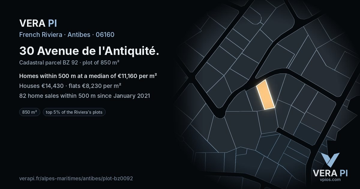 30 Avenue de l'Antiquité, Antibes at night – the plot lit, the parcels around coloured by the prices near them