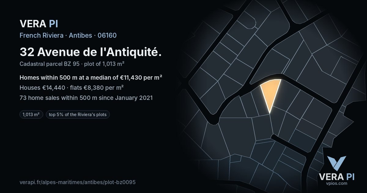 32 Avenue de l'Antiquité, Antibes at night – the plot lit, the parcels around coloured by the prices near them