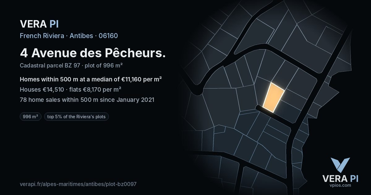 4 Avenue des Pêcheurs, Antibes at night – the plot lit, the parcels around coloured by the prices near them