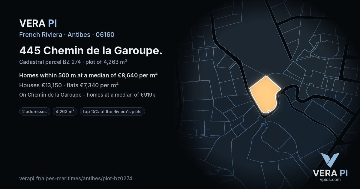 445 Chemin de la Garoupe, Antibes at night – the plot lit, the parcels around coloured by the prices near them