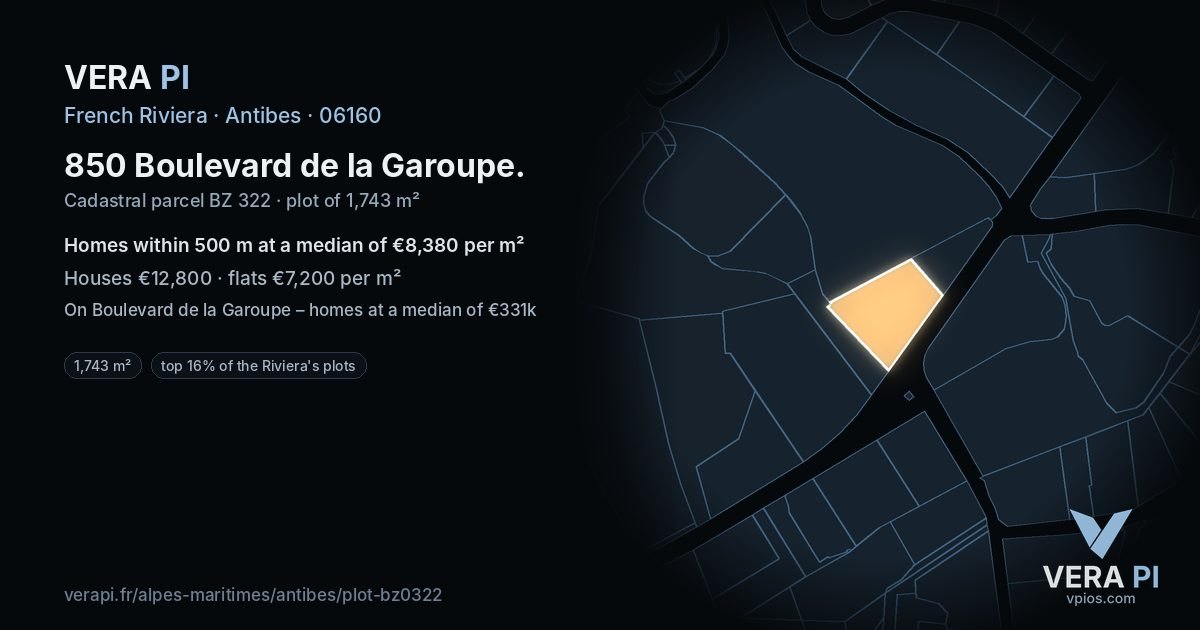 850 Boulevard de la Garoupe, Antibes at night – the plot lit, the parcels around coloured by the prices near them