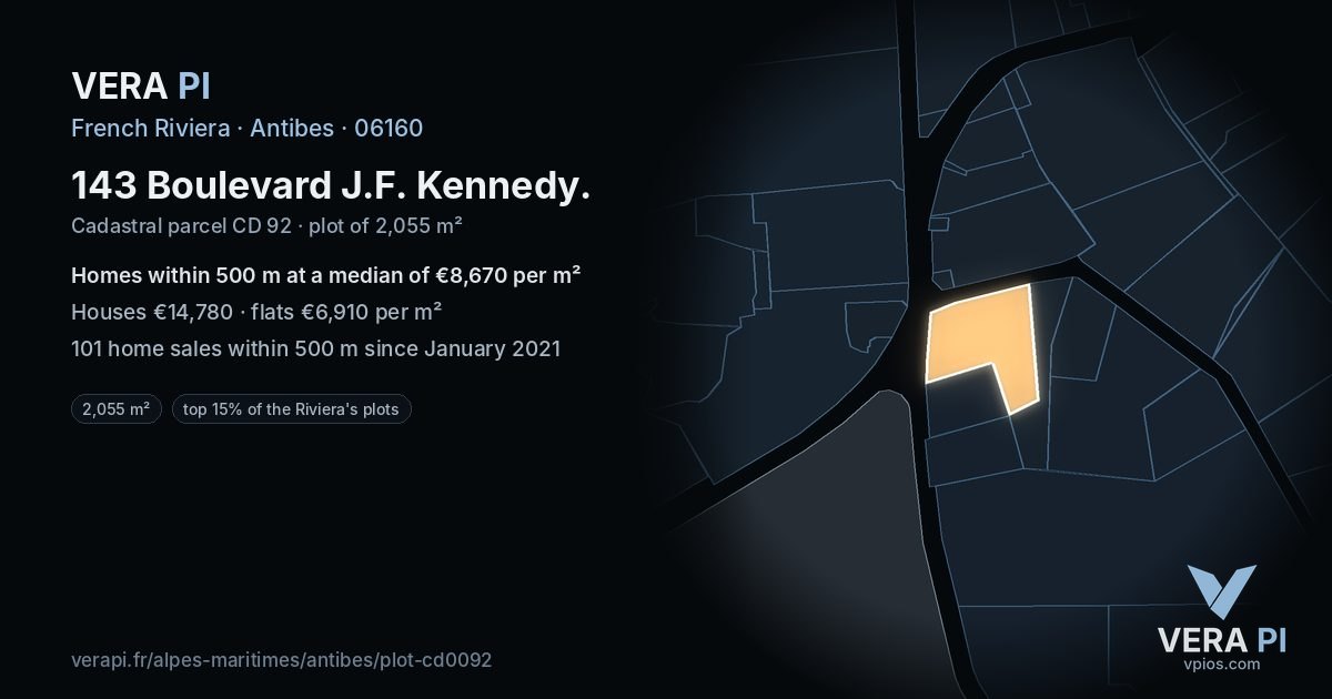 143 Boulevard J.F. Kennedy, Antibes at night – the plot lit, the parcels around coloured by the prices near them
