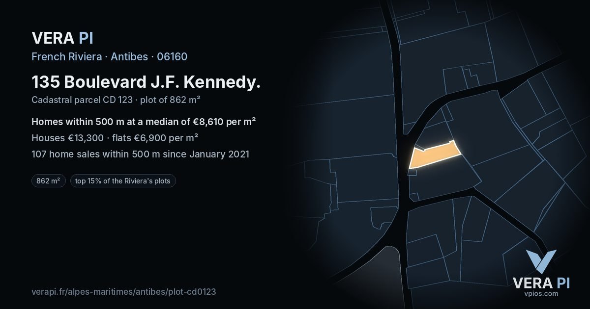 135 Boulevard J.F. Kennedy, Antibes at night – the plot lit, the parcels around coloured by the prices near them