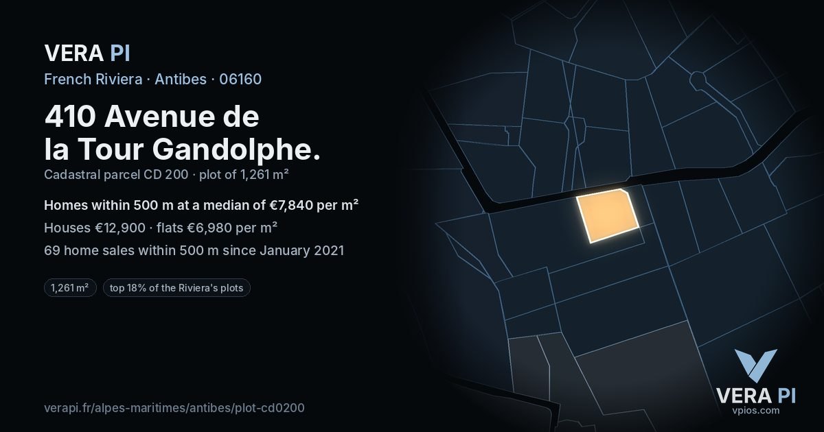 410 Avenue de la Tour Gandolphe, Antibes at night – the plot lit, the parcels around coloured by the prices near them