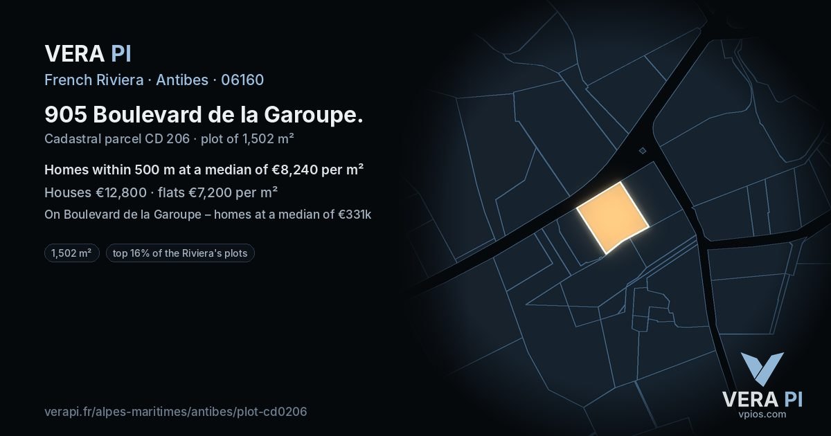 905 Boulevard de la Garoupe, Antibes at night – the plot lit, the parcels around coloured by the prices near them