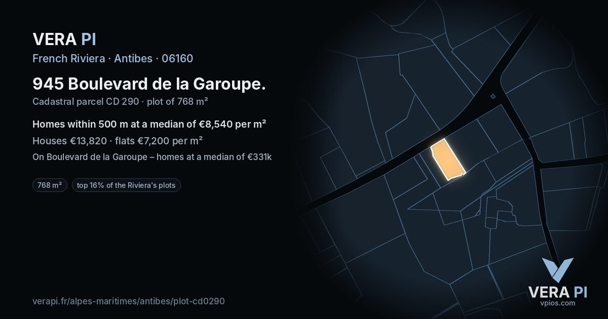 945 Boulevard de la Garoupe, Antibes at night – the plot lit, the parcels around coloured by the prices near them
