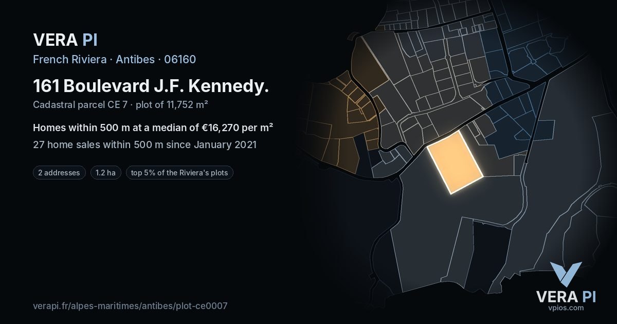 161 Boulevard J.F. Kennedy, Antibes at night – the plot lit, the parcels around coloured by the prices near them