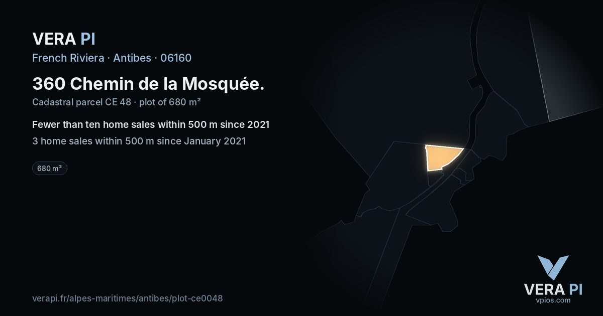 360 Chemin de la Mosquée, Antibes at night – the plot lit, the parcels around coloured by the prices near them