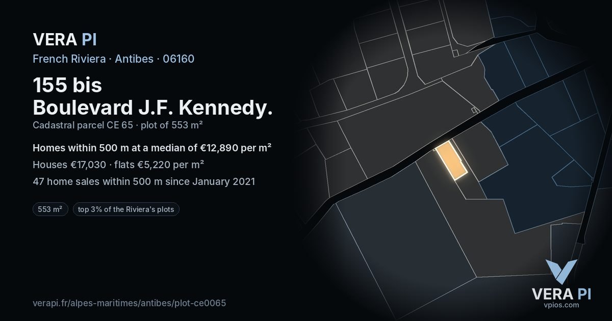 155 bis Boulevard J.F. Kennedy, Antibes at night – the plot lit, the parcels around coloured by the prices near them