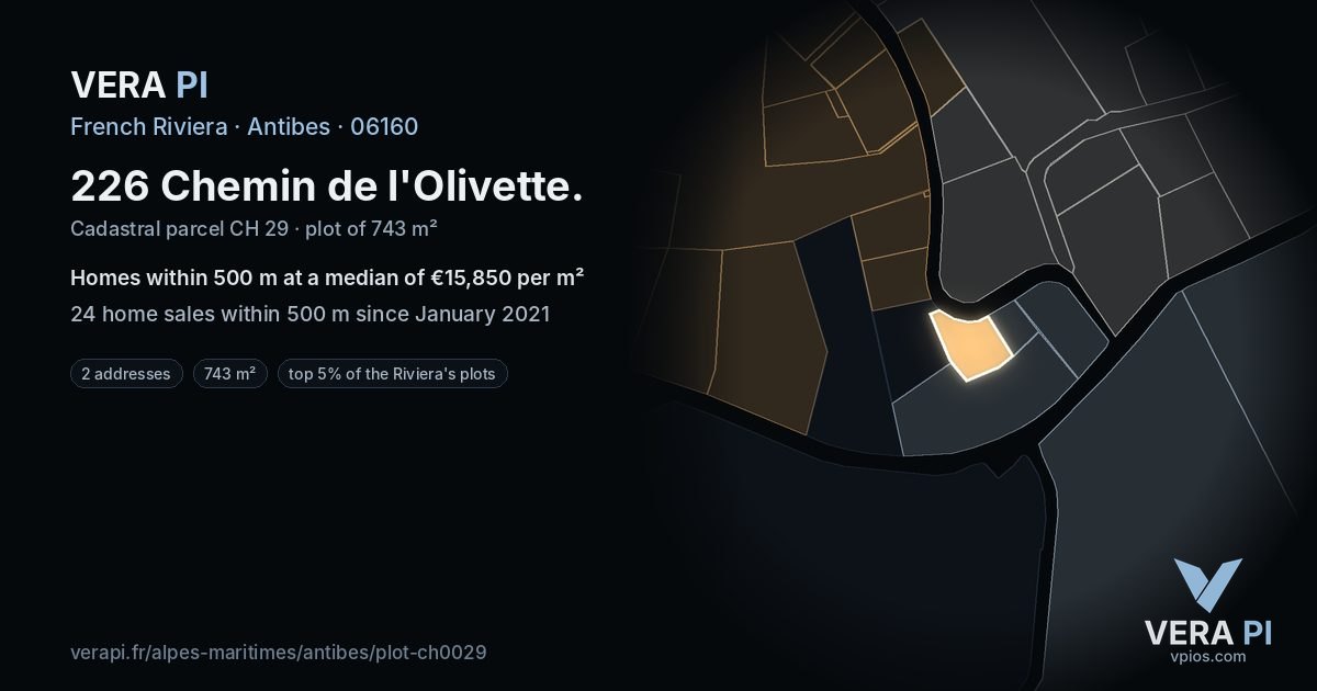 226 Chemin de l'Olivette, Antibes at night – the plot lit, the parcels around coloured by the prices near them