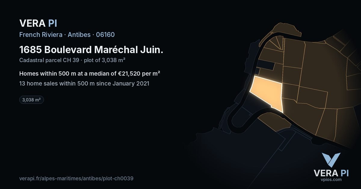 1685 Boulevard Maréchal Juin, Antibes at night – the plot lit, the parcels around coloured by the prices near them