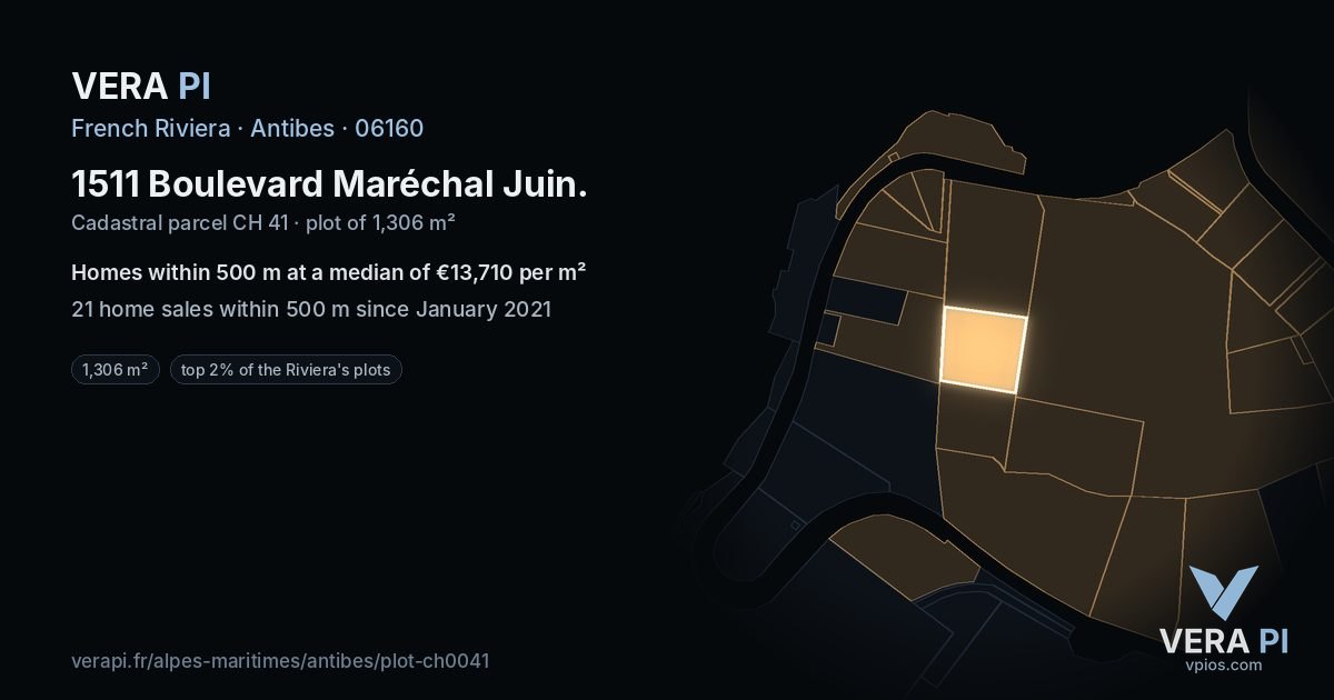 1511 Boulevard Maréchal Juin, Antibes at night – the plot lit, the parcels around coloured by the prices near them