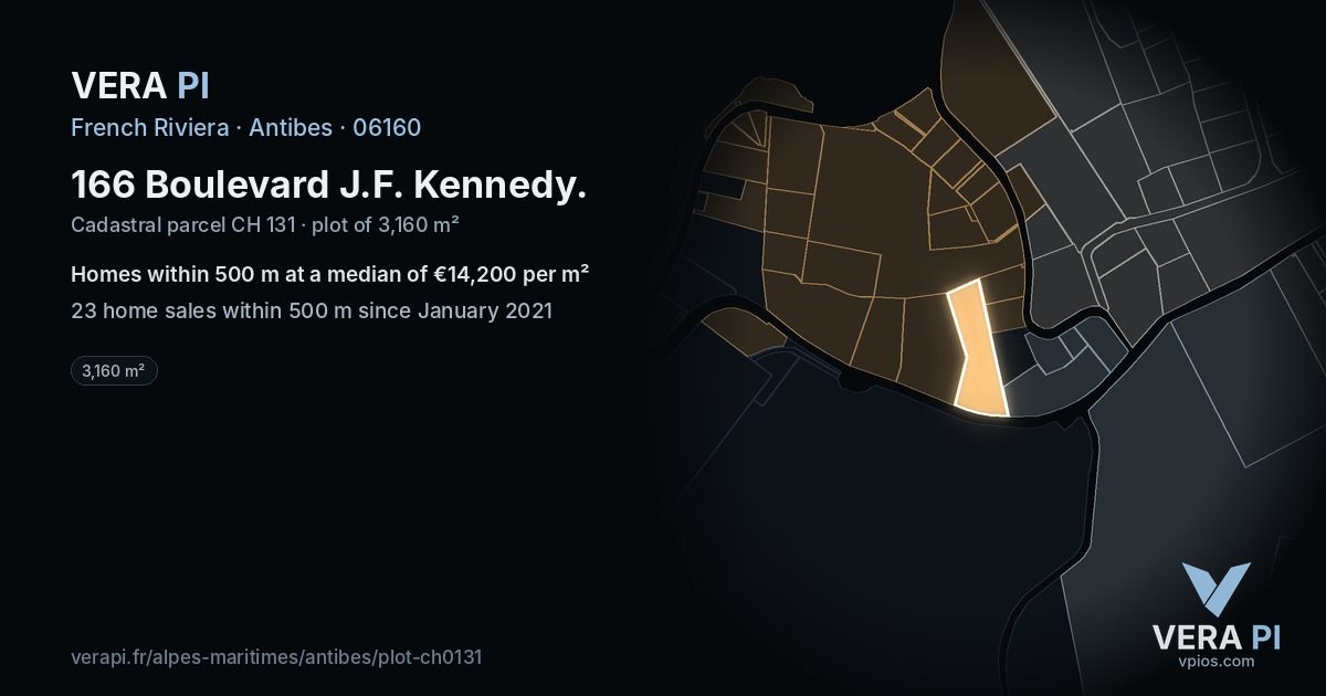 166 Boulevard J.F. Kennedy, Antibes at night – the plot lit, the parcels around coloured by the prices near them