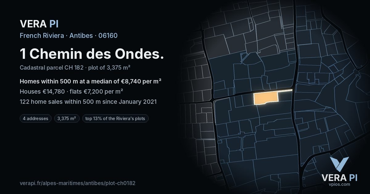 1 Chemin des Ondes, Antibes at night – the plot lit, the parcels around coloured by the prices near them