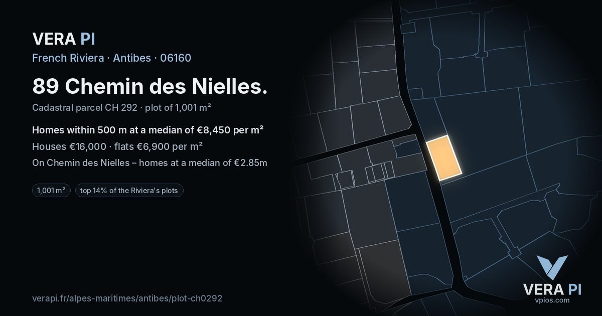 89 Chemin des Nielles, Antibes at night – the plot lit, the parcels around coloured by the prices near them