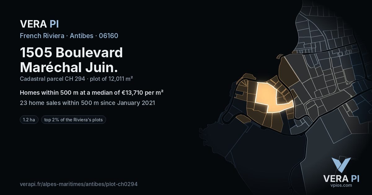 1505 Boulevard Maréchal Juin, Antibes at night – the plot lit, the parcels around coloured by the prices near them