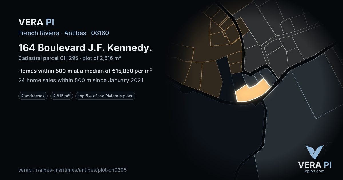 164 Boulevard J.F. Kennedy, Antibes at night – the plot lit, the parcels around coloured by the prices near them