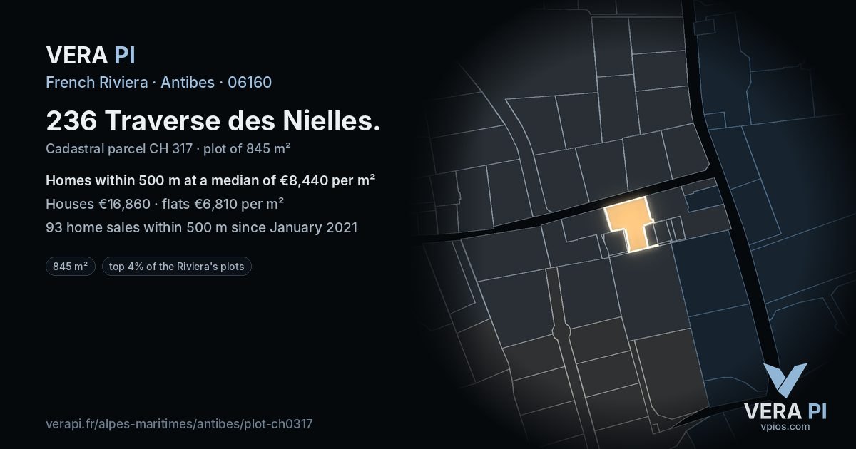 236 Traverse des Nielles, Antibes at night – the plot lit, the parcels around coloured by the prices near them