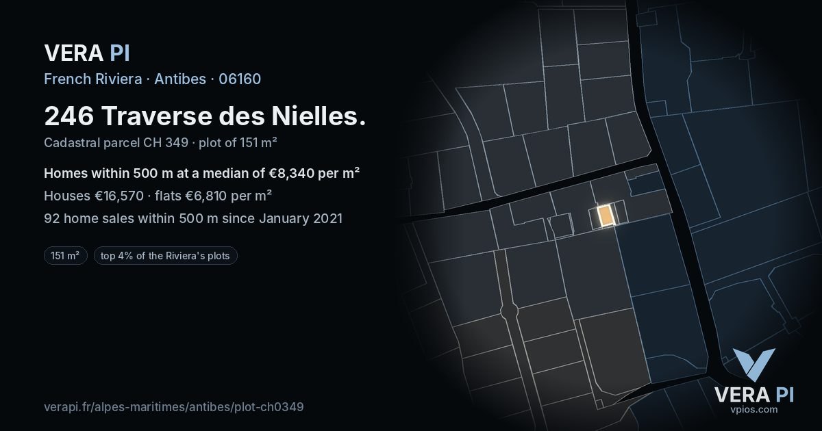 246 Traverse des Nielles, Antibes at night – the plot lit, the parcels around coloured by the prices near them