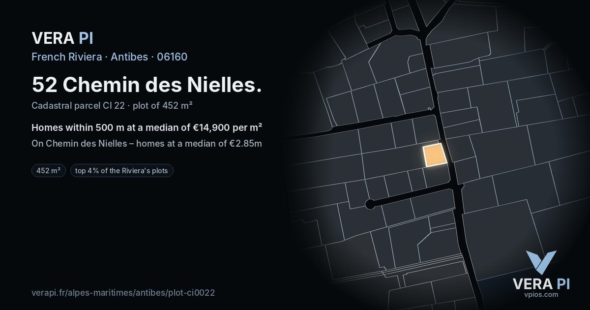 52 Chemin des Nielles, Antibes at night – the plot lit, the parcels around coloured by the prices near them