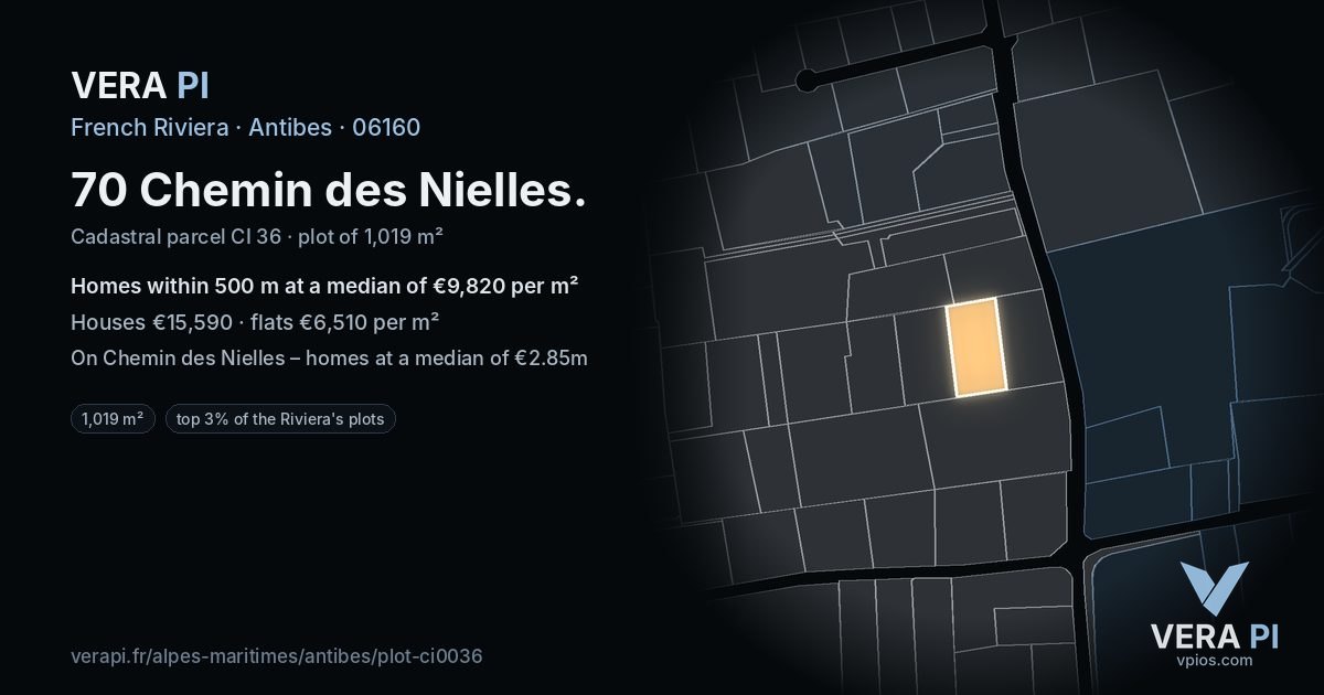70 Chemin des Nielles, Antibes at night – the plot lit, the parcels around coloured by the prices near them